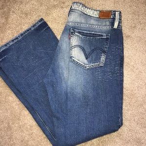 Juniors Levi’s Jeans